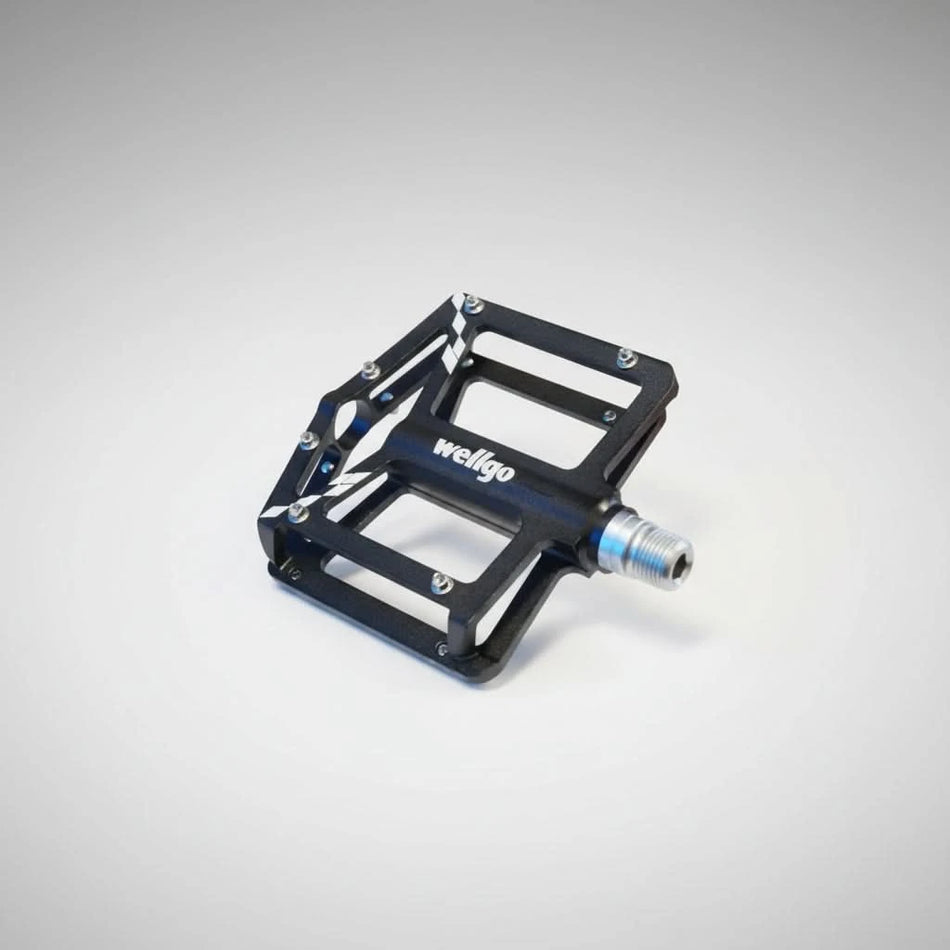 PEDALS 9/16" Alloy Body/Cro-mo Axle Replaceable Pins - Black