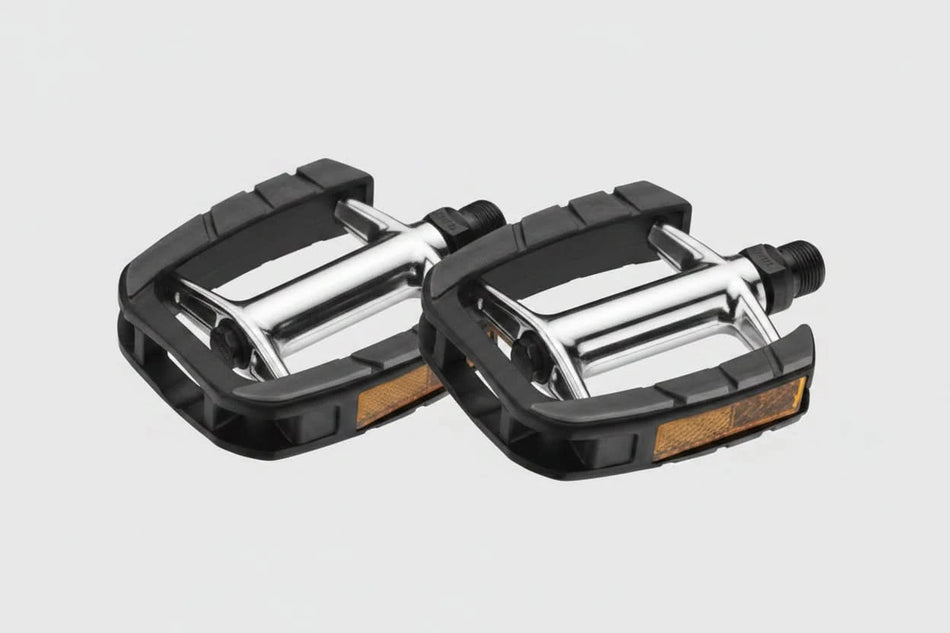 Pedals Alloy Body and PP Black Tread Sealed Bearing 9/16" Axle