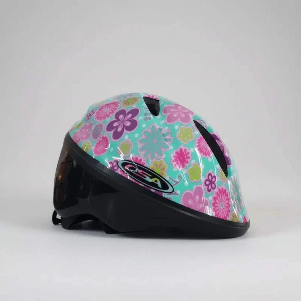 Kids helmet with bright flowers design, adjustable straps, and vents, sized 44-50 cm for ages 3-8.