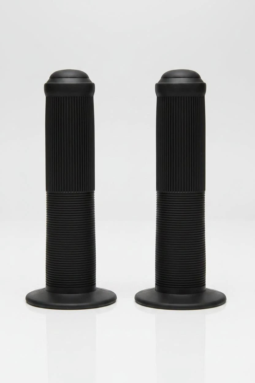 GRIPS 140mm With Flange and End Plugs - Black