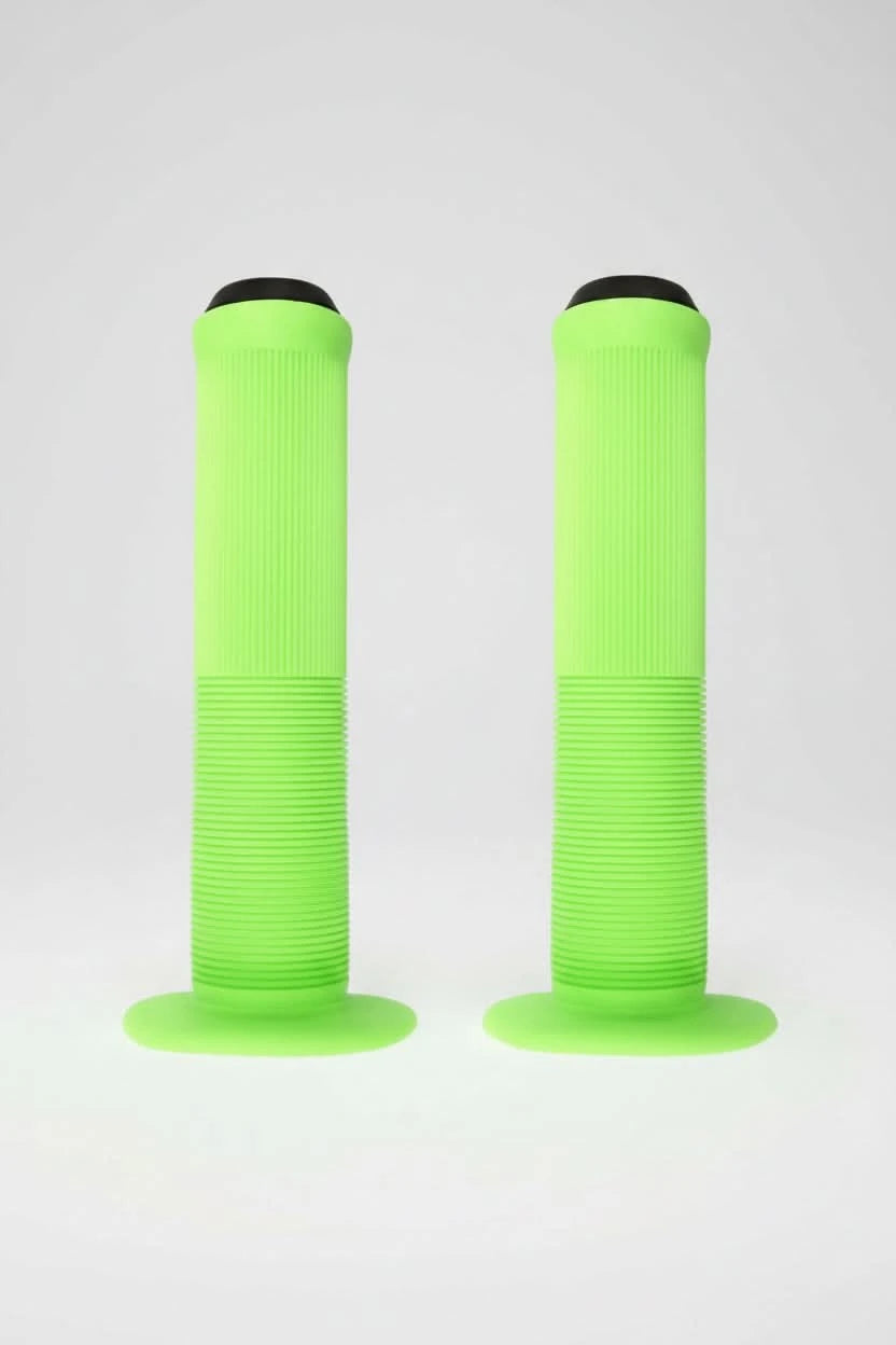GRIPS 140mm With Flange and End Plugs - Green