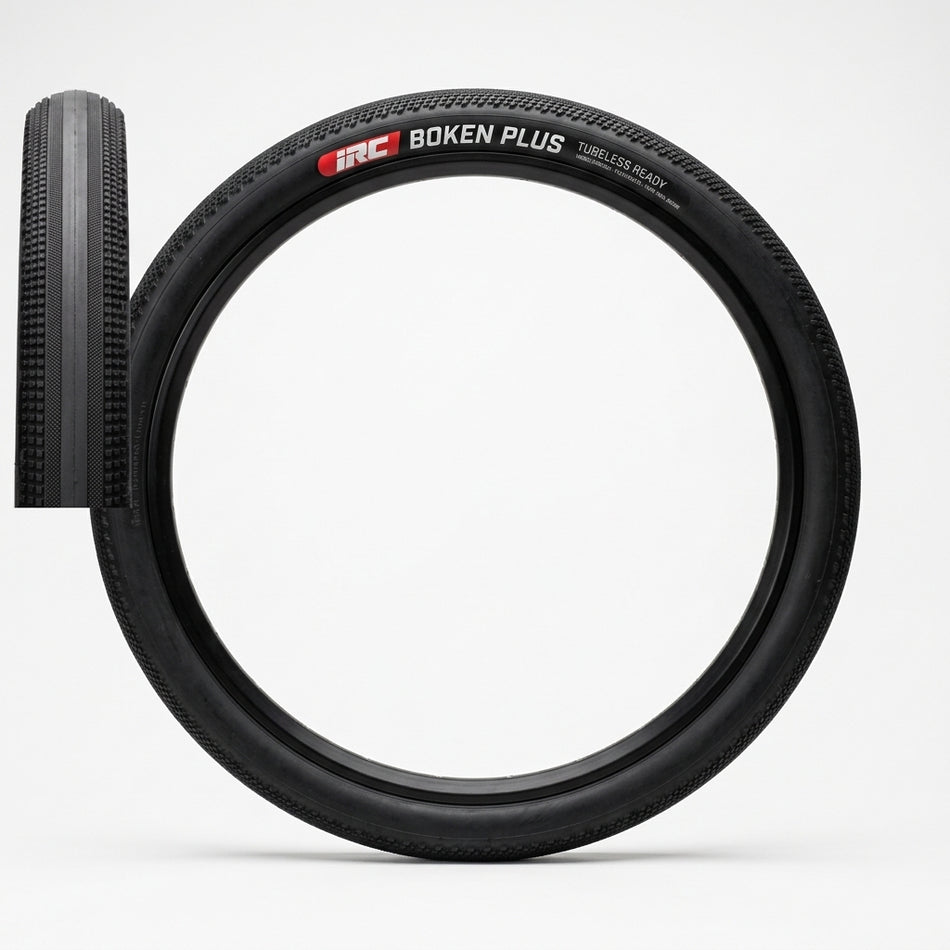 Gravel bicycle tire — Studio - Clean | Generated by Modelize