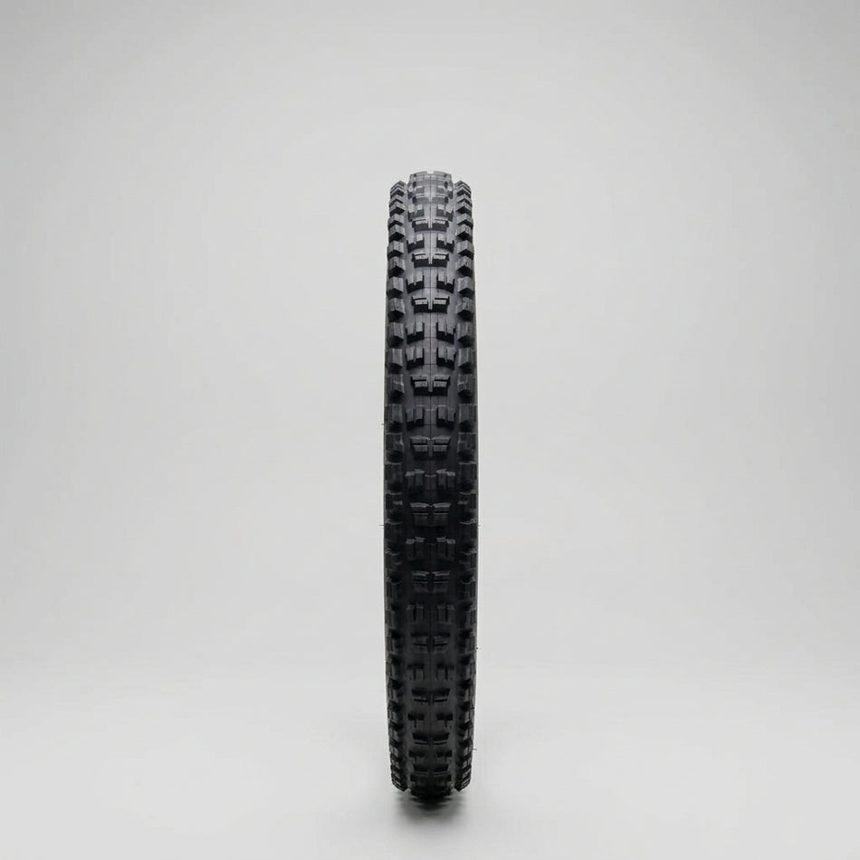 Mountain Bike Tyre — Studio - Clean | Generated by Modelize